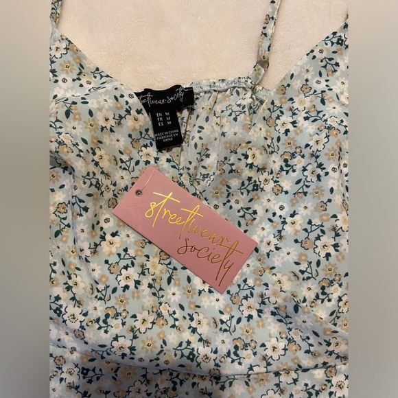 Floral romper - Picture 2 of 7